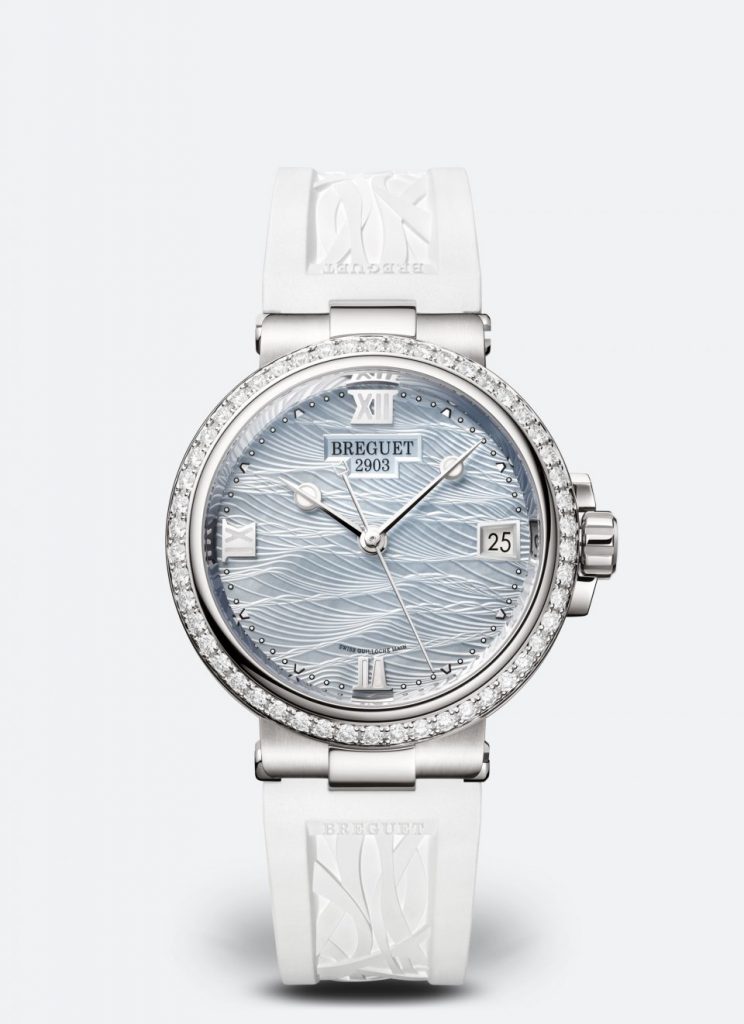 The 18k white gold fake watches have white straps.